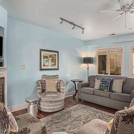 Bluebird Condo Douglas エクステリア 写真