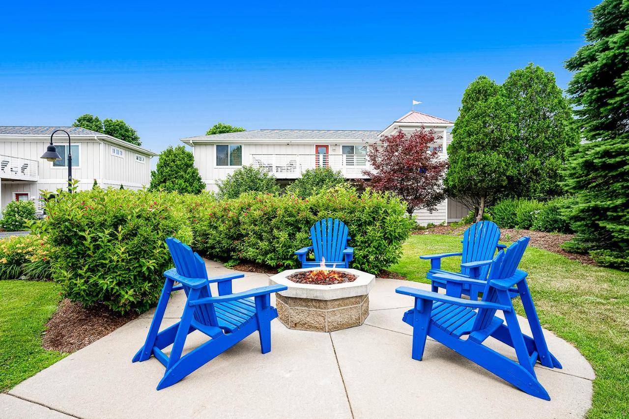 Bluebird Condo Douglas エクステリア 写真