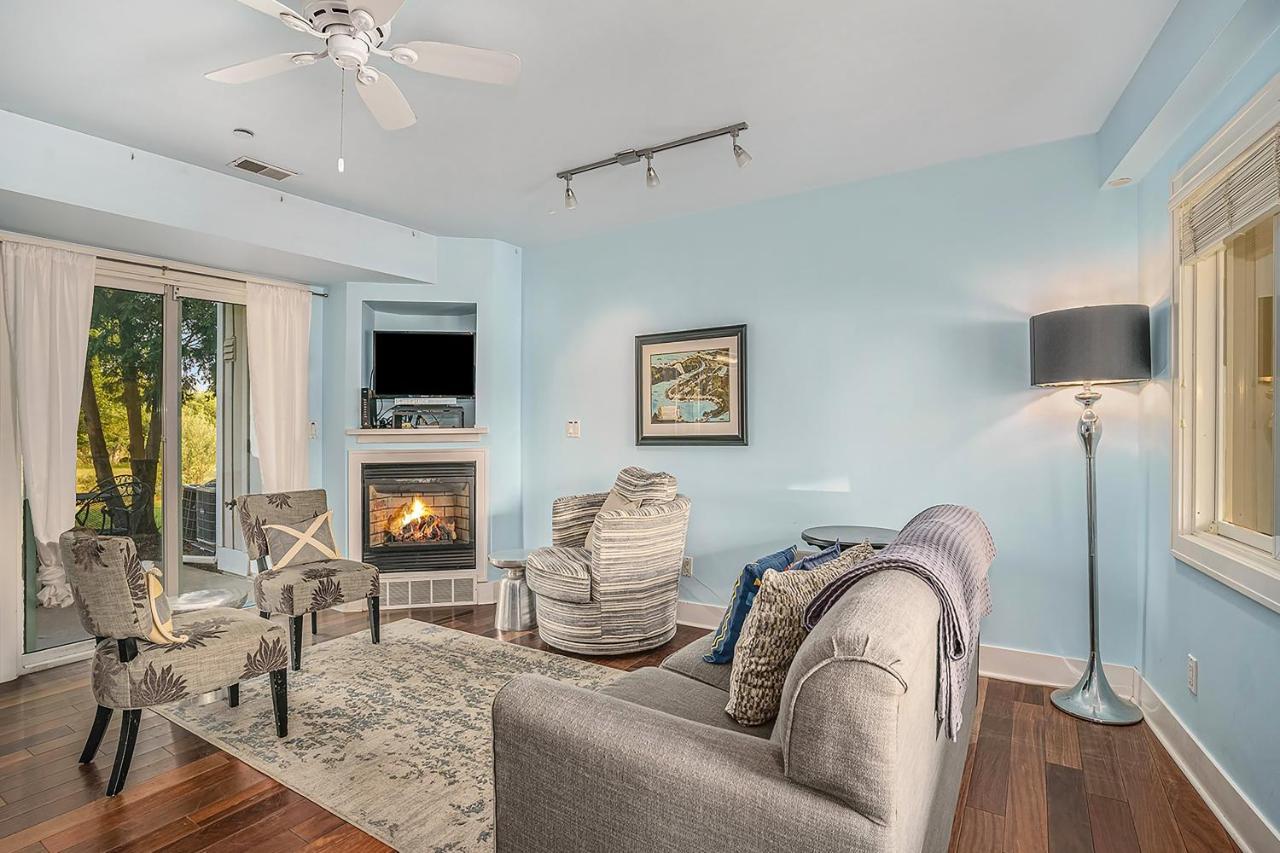 Bluebird Condo Douglas エクステリア 写真