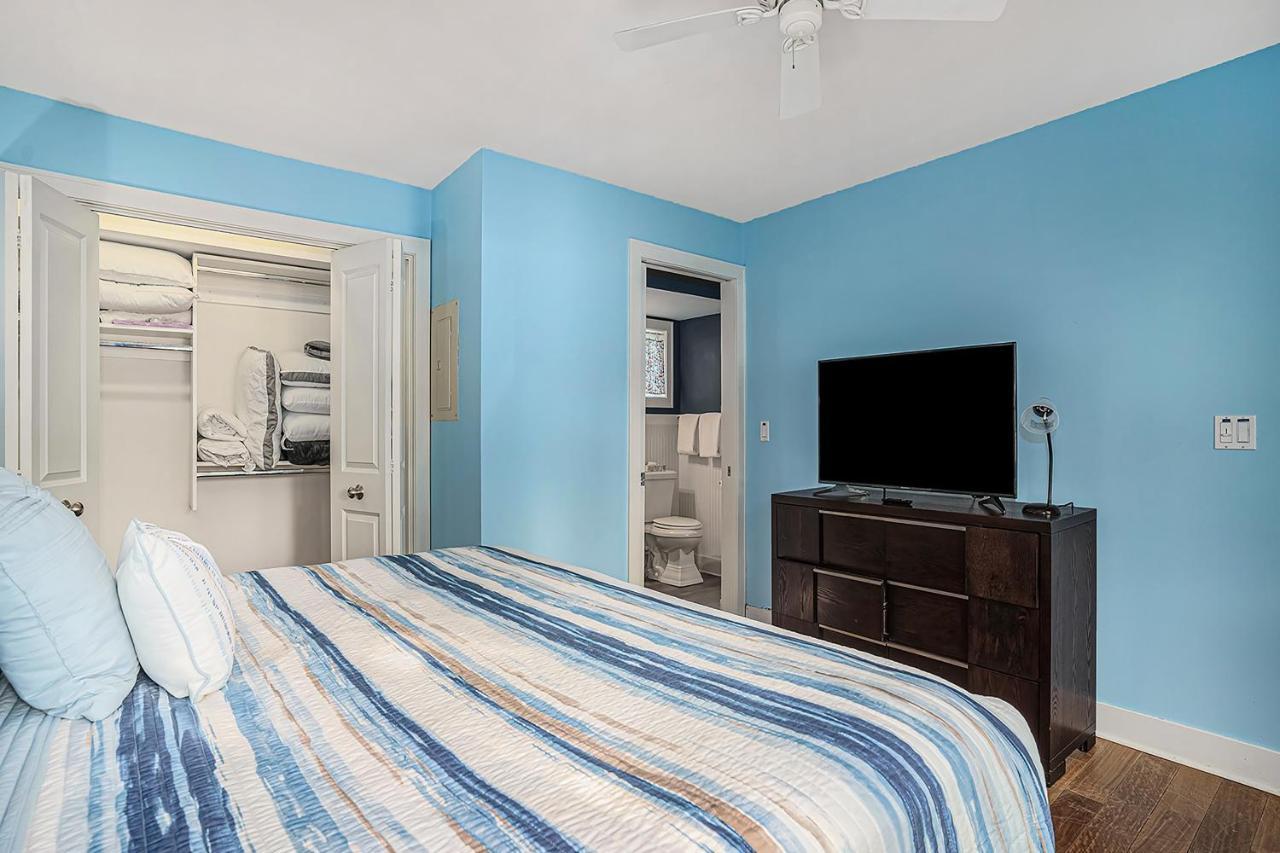 Bluebird Condo Douglas エクステリア 写真